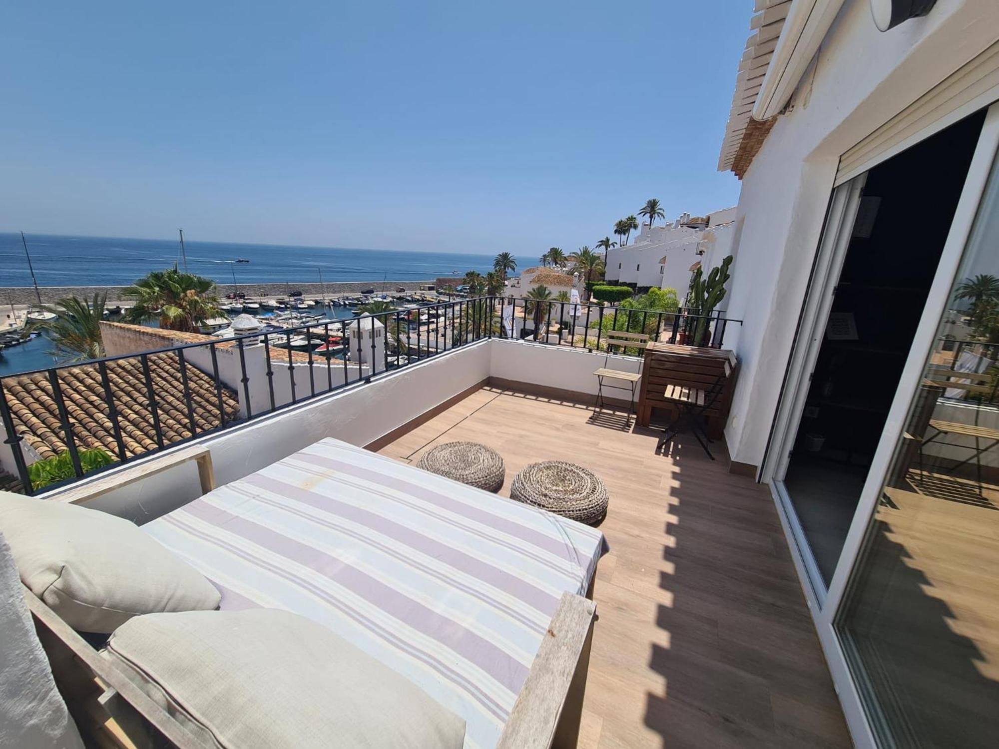 Sunny Getaway Apartment La Herradura  Exterior photo